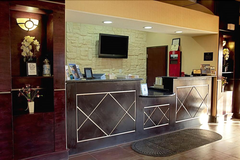 Best Western Bowie Inn & Suites Экстерьер фото