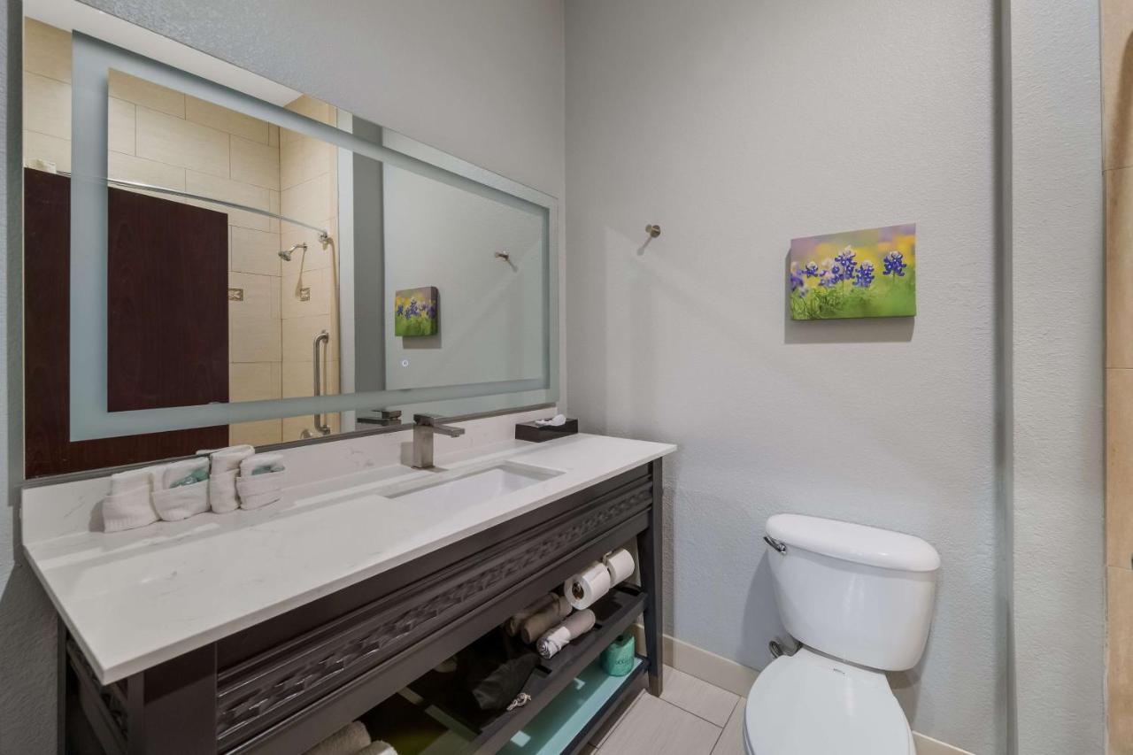 Best Western Bowie Inn & Suites Экстерьер фото