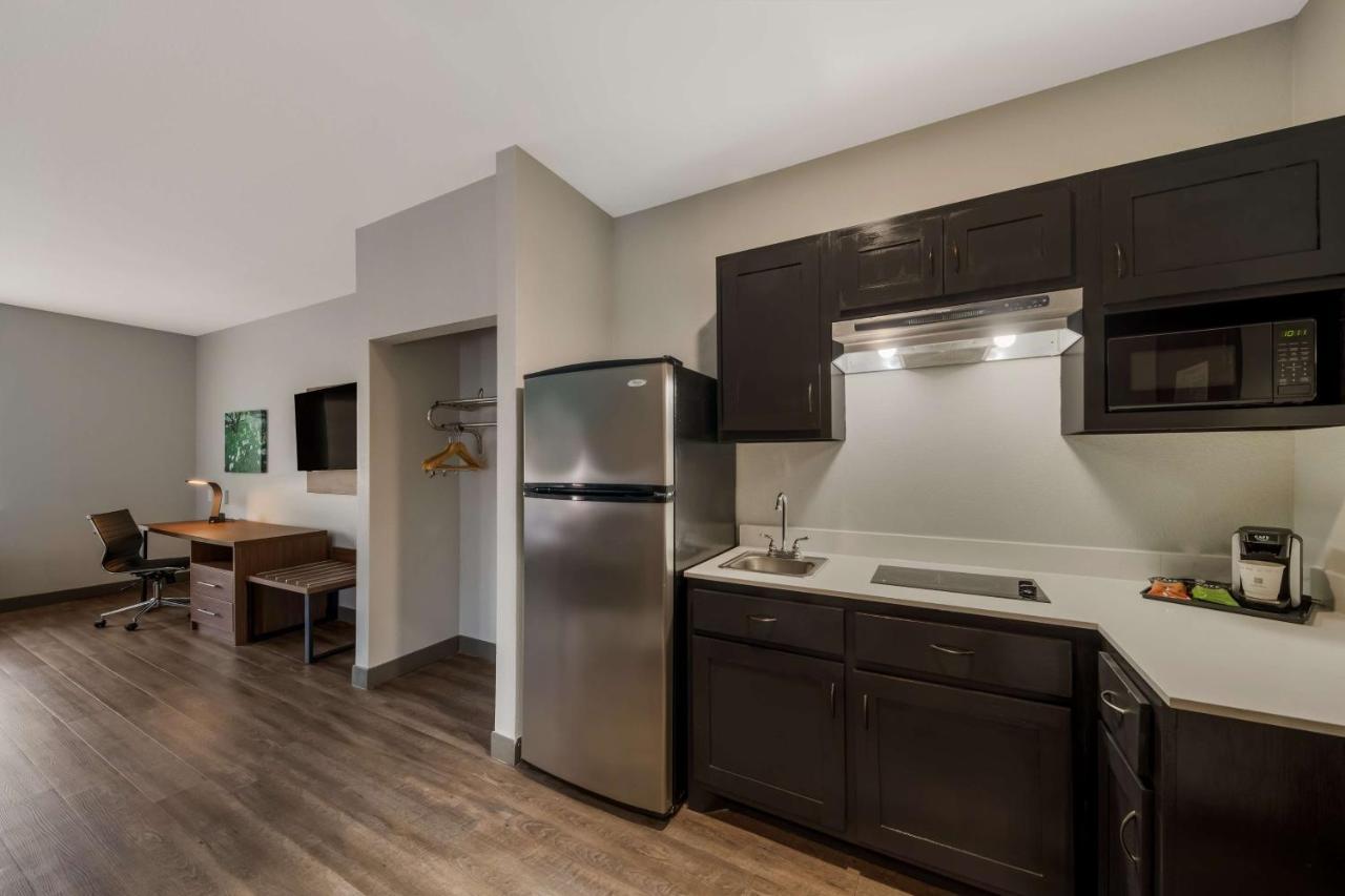 Best Western Bowie Inn & Suites Экстерьер фото